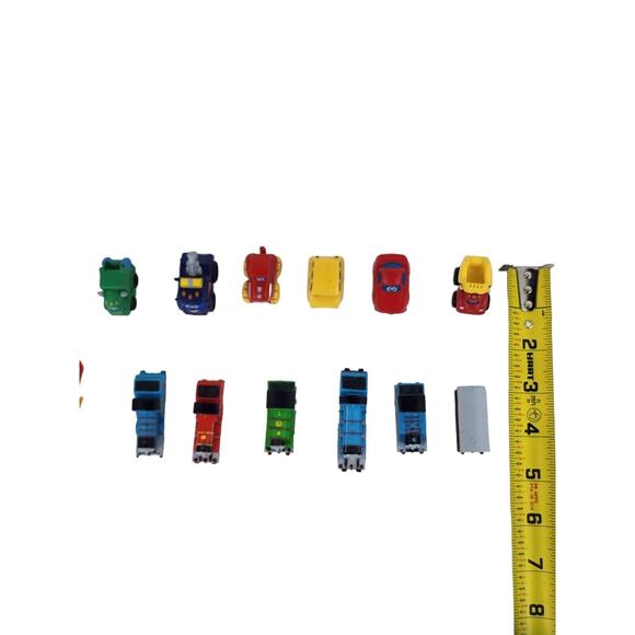 Thomas the Train and Little Chuck My Busy Book FIGURES ONLY lot of 12 - Picture 12 of 13